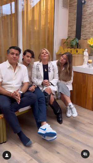 CARLOS CALERO Y SU FAMIILIA