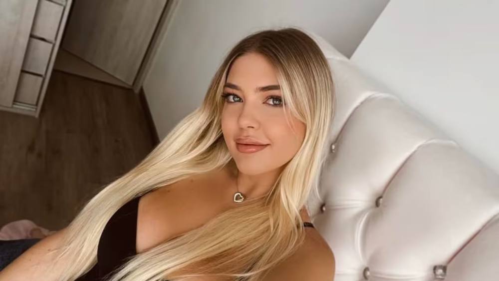 YANA KARPOVA