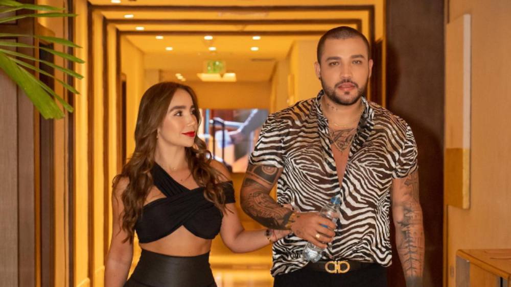 PAOLA JARA Y JESSI URIBE