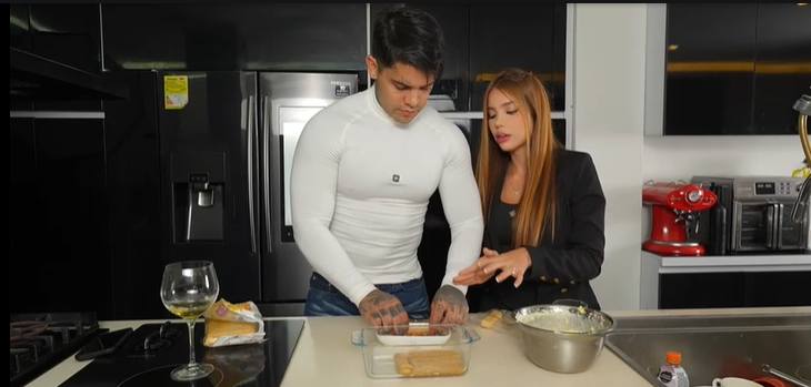 YEFERSON COSSIO Y CAROLINA GÓMEZ
