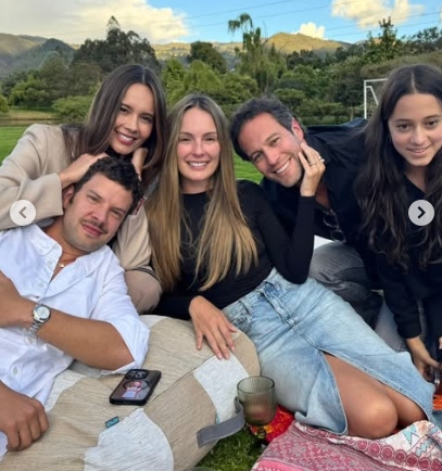 FAMOSOS