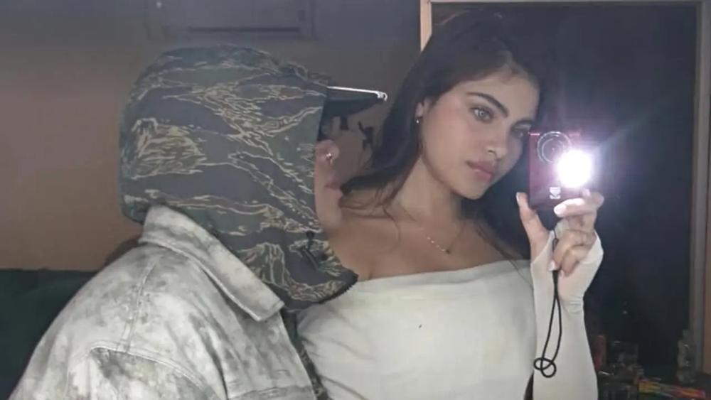 BEÉLE Y SARA ORREGO