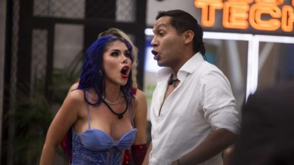 ALEXA TORRES Y JUANDA CARIBE