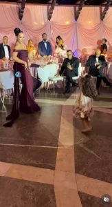 ANDREA VALDIRI Y ADHARA VALDIRI