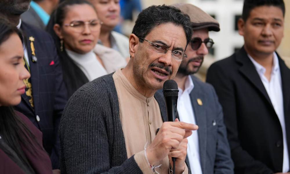 IVÁN CEPEDA