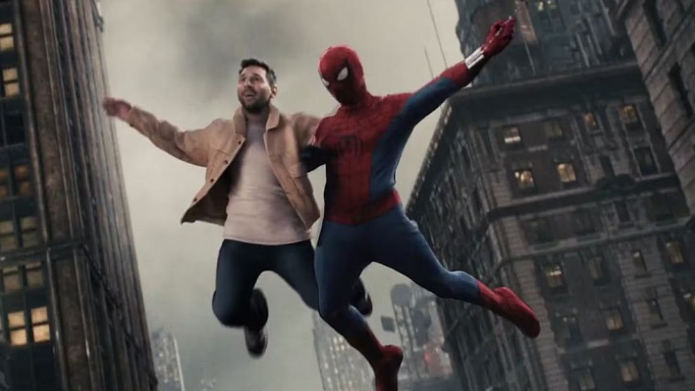 MESSI Y SPIDER MAN