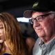SHAKIRA Y Howard Graham Buffett
