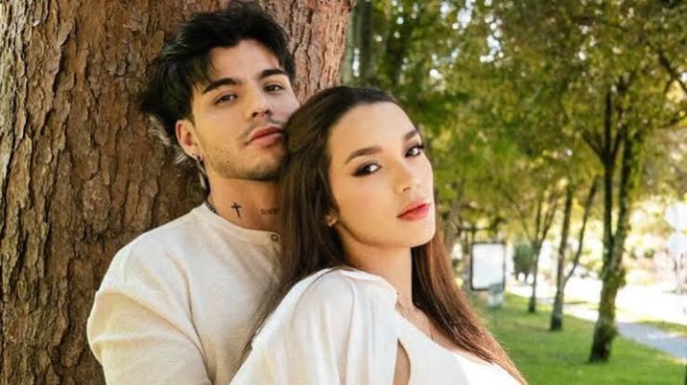 SEBASTIÁN VILLALOBOS Y CAMILA SANTAMARÍA